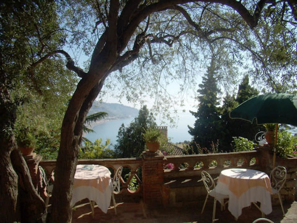 Frühstücksplatz Villa Fiorita