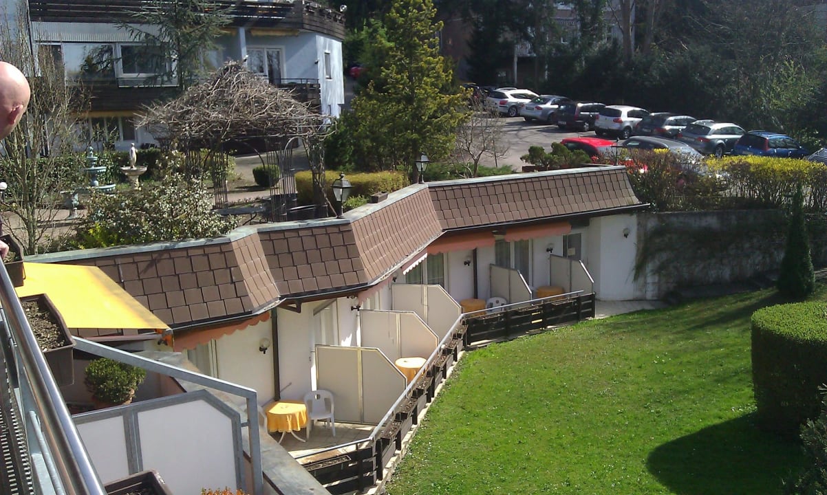 Blick zu kleineren Zimmern Top CountryLine Hotel Ritter
