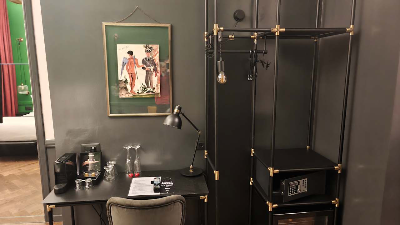 Zimmer SoHo Athinas 60