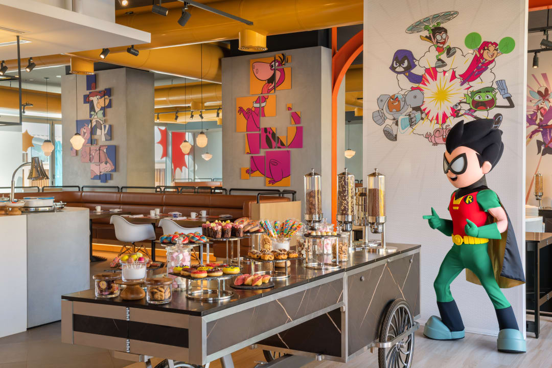 Gastro The WB Abu Dhabi, Curio Collection By Hilton