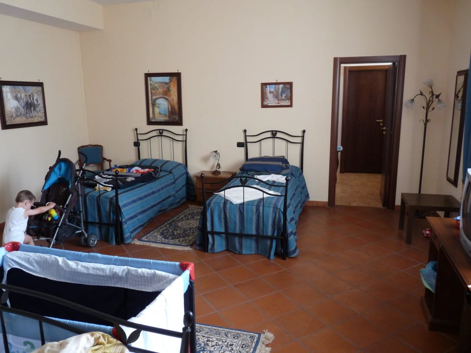 Zimmer Grand Hotel Capodimonte