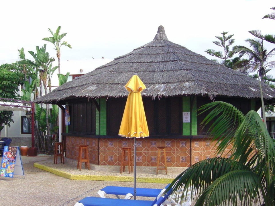 Poolbar am Relaxpool Alua Suites Fuerteventura