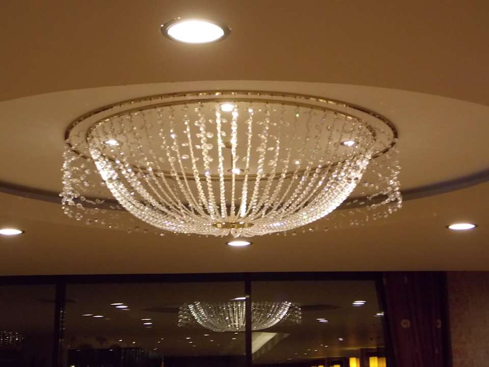 Люстра Siam Elegance Hotels & Spa