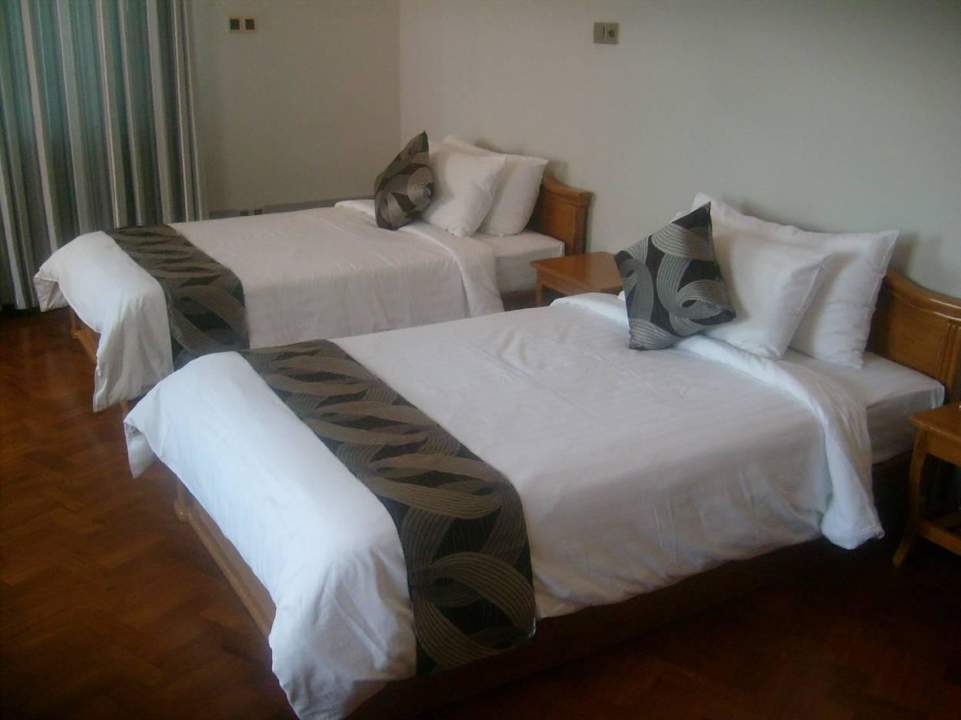 Zimmer Triumph Hotel Mandalay