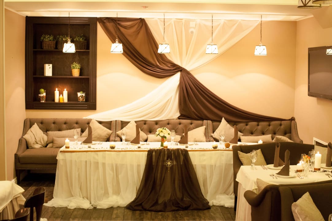 Вариант банкетного накрытия ресторан Crazy Hunter Hotel Bristol