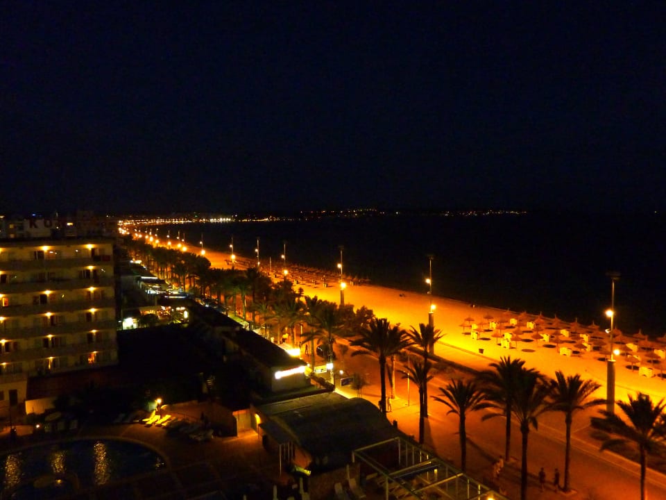 Ausblick auf den Strand Hotel HM Gran Fiesta
