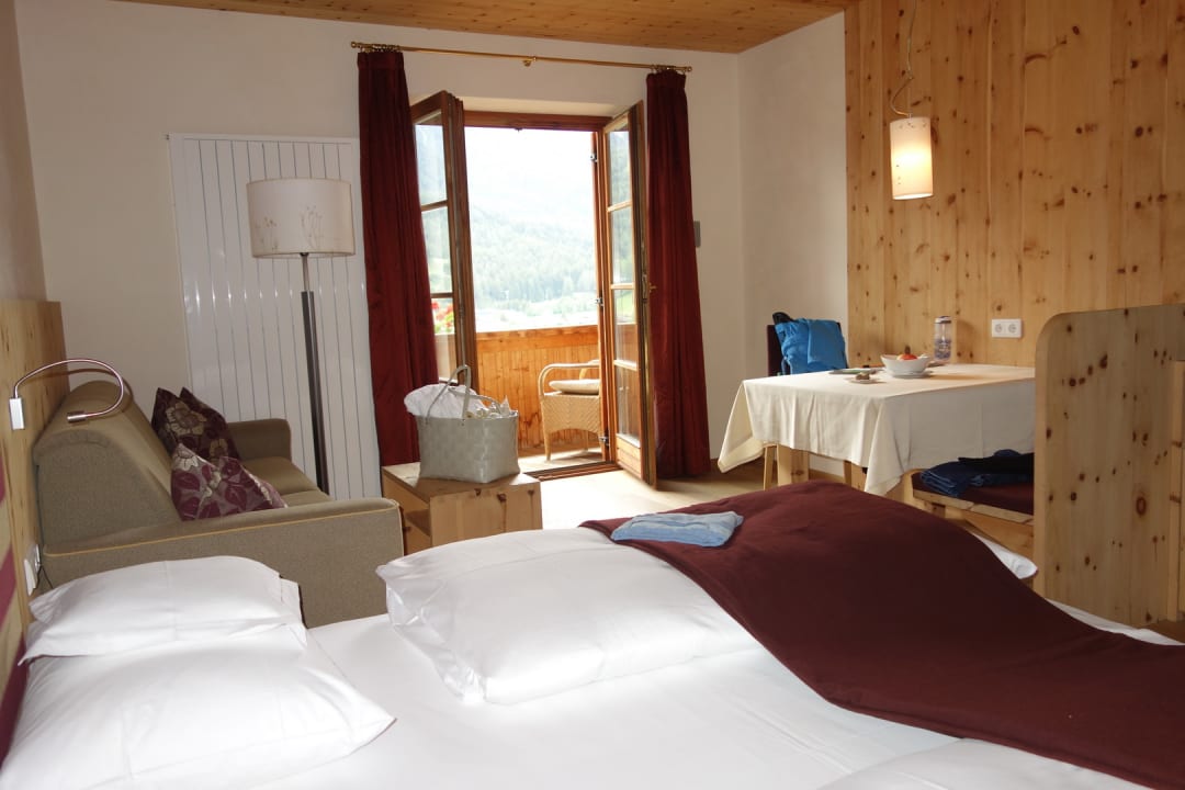 Zimmer mit Zirbe Naturhotel Leitlhof