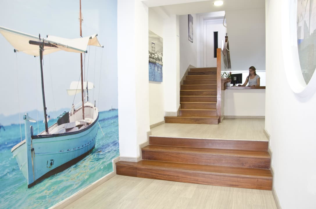 Reception Hotel Capri