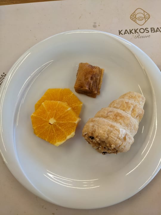 Gastro Hotel Kakkos Bay