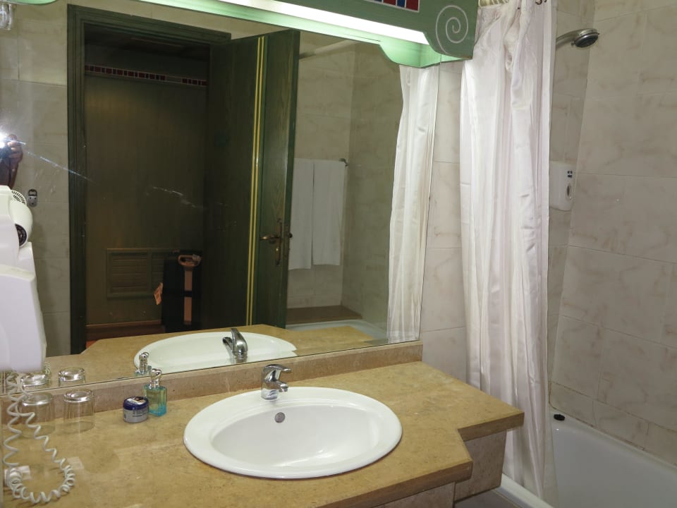 Zimmer T BLock Giftun Azur Resort