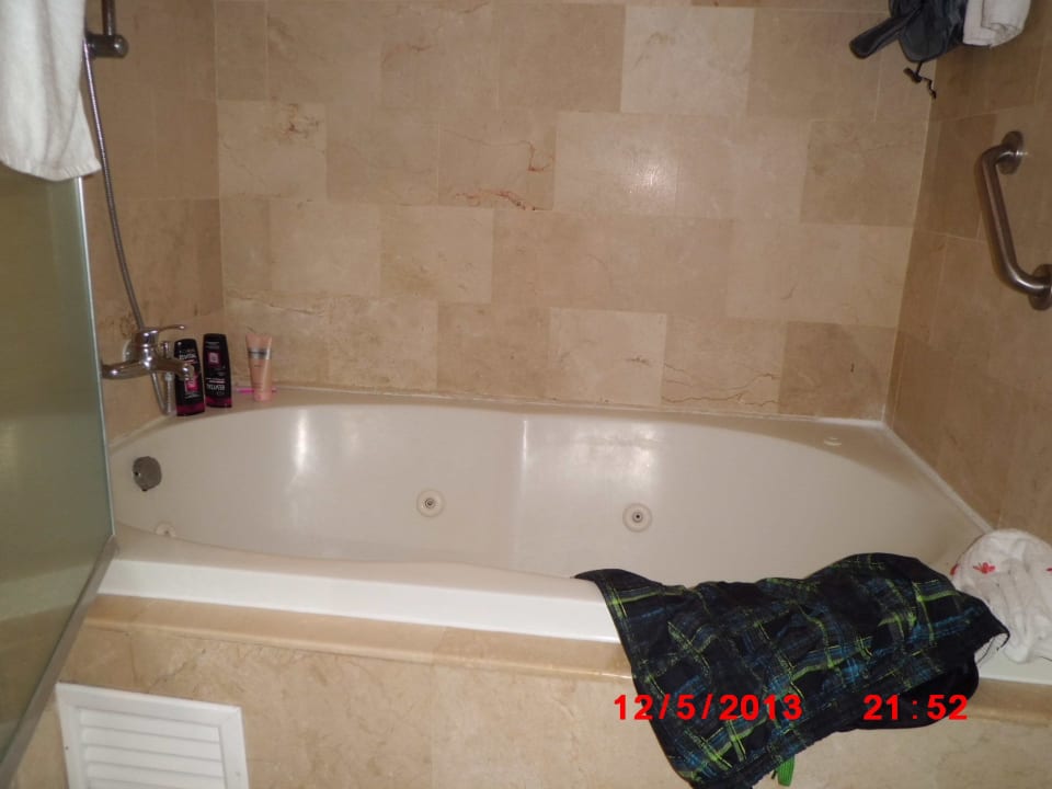 Riesige Badewanne  Ocean Blue & Sand