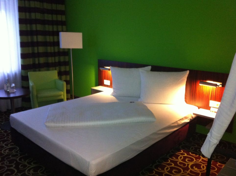 Zimmer 110 Hotel Metropol by Maier Privathotels