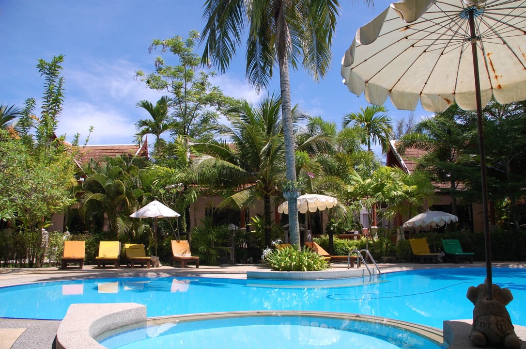 Der kleinere Pool im Bungalow-Bereich Fanari Khaolak Resort