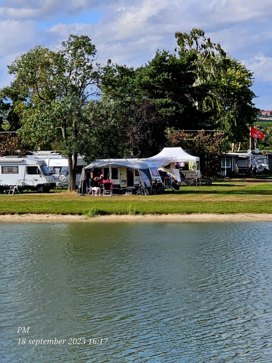 Außenansicht KNAUS Campingpark Bad Dürkheim