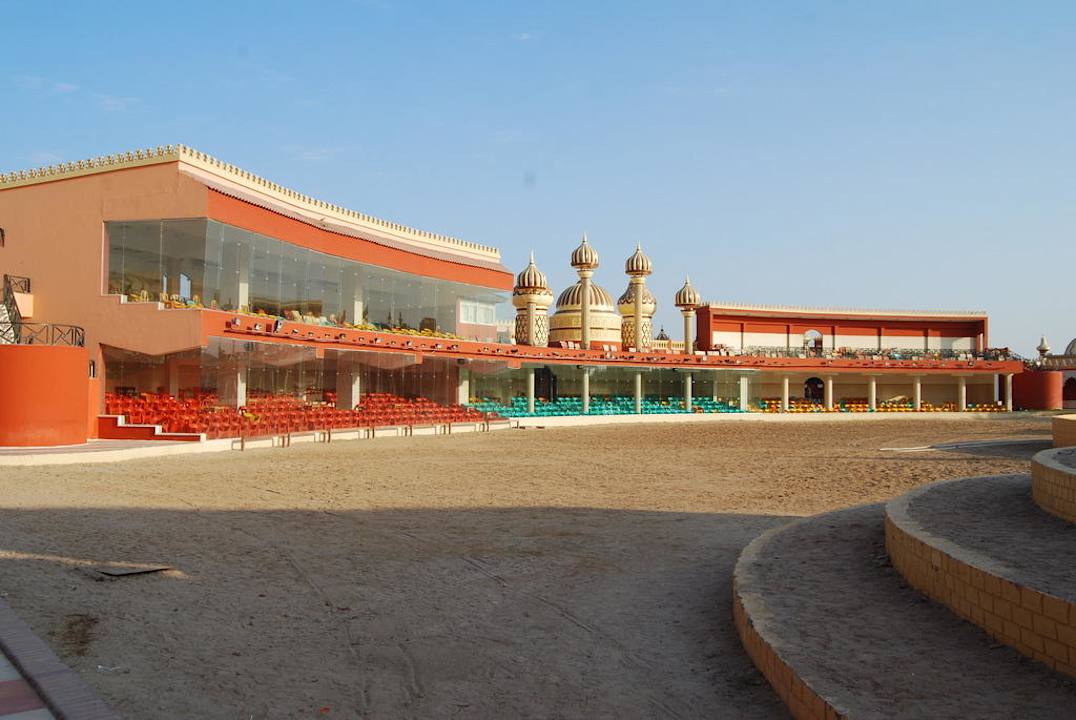 Showarena Pickalbatros Alf Leila Wa Leila Resort - Neverland Hurghada