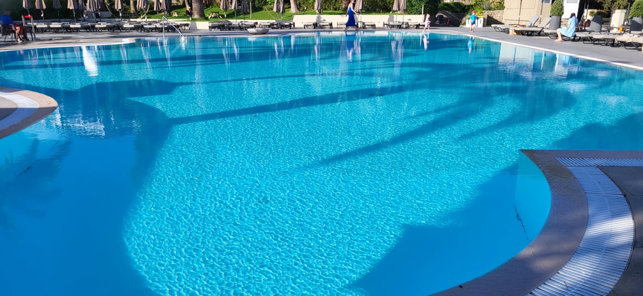 Pool MarBella, Mar-Bella Collection