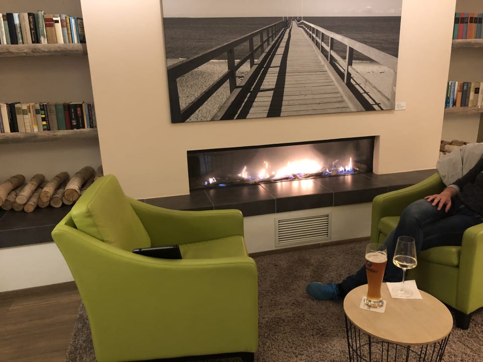 Lobby Strandhotel Weissenhäuser Strand