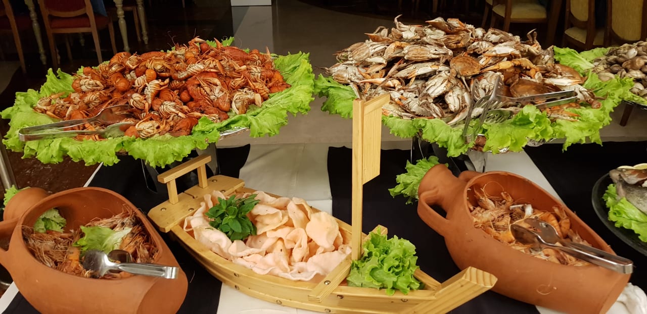 Gastro Side Crown Palace
