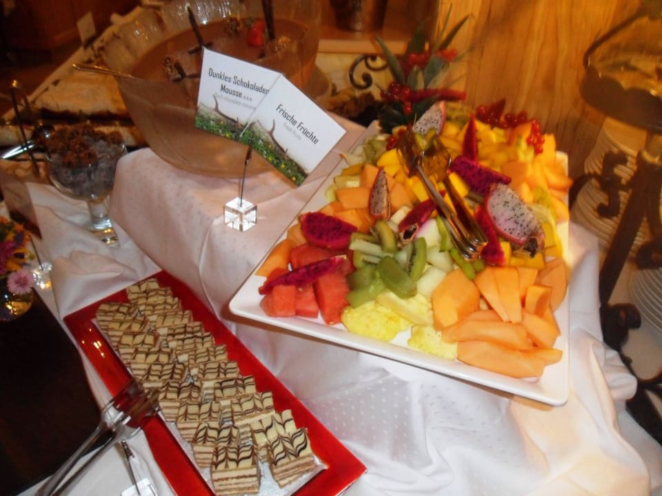 Nachspeisenbuffet Hotel DIE SONNE