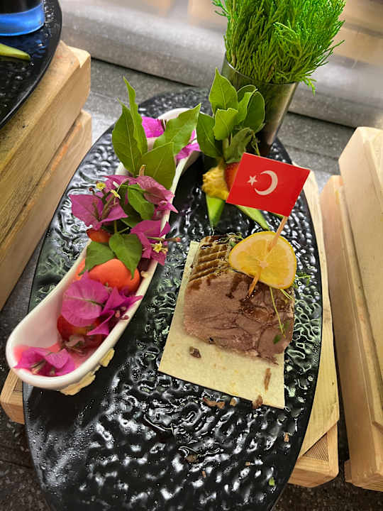 Gastro Royal Wings Hotel