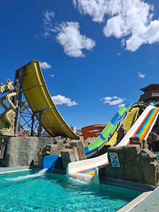 Pool Royal Taj Mahal Hotel