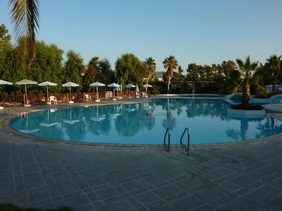 Pool Marmari Beach Club Anlage Hotel Marmari Suites