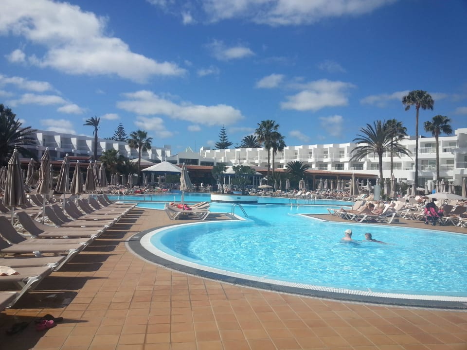 Hauptpool Hotel Riu Paraiso Lanzarote
