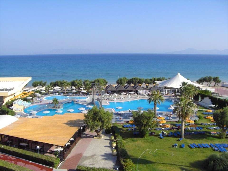 Anlage mit Pool Doreta Beach Resort & Spa