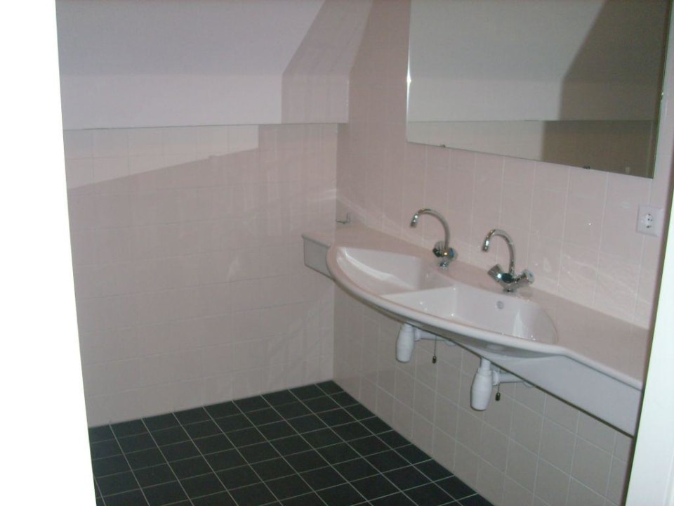 Großes Waschbecken Roompot Marinapark Volendam