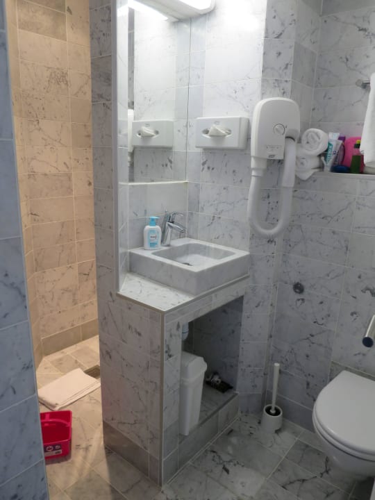 Kleines Bad Hotel Monsigny