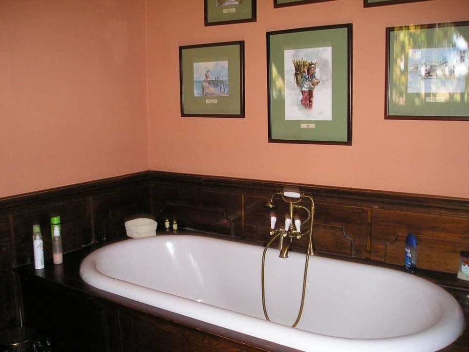 Suite Hotel Schloss Jemniste