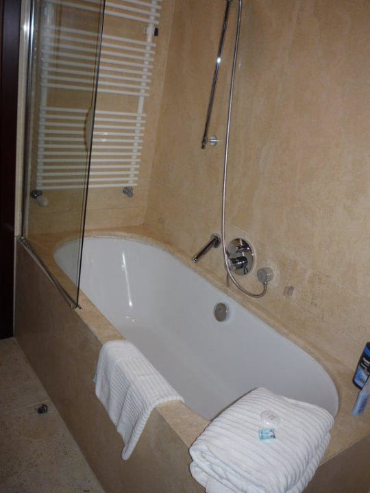 Bad Hotel Ruzzini Palace