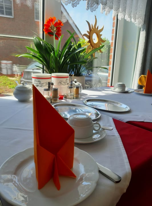 Gastro Hotel Pension Holum Garni