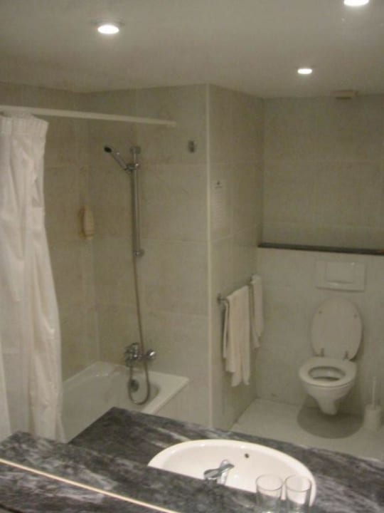 Badezimmer allsun App.-Hotel Esquinzo Beach