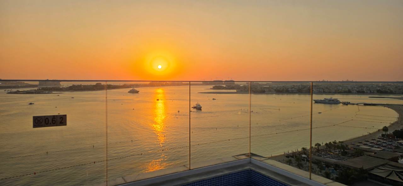 Außenansicht voco Dubai The Palm by IHG