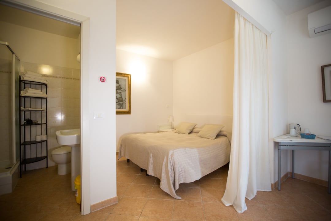 Zimmer Tenuta Della Guardia