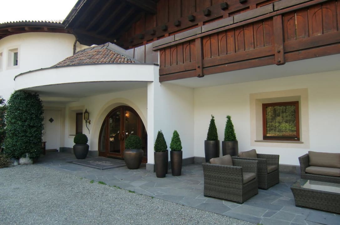 Hoteleingang Hotel Hofbrunn