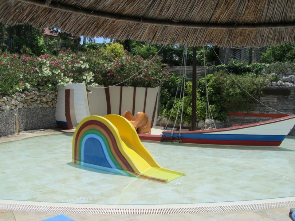 Babypool Club Grand Side