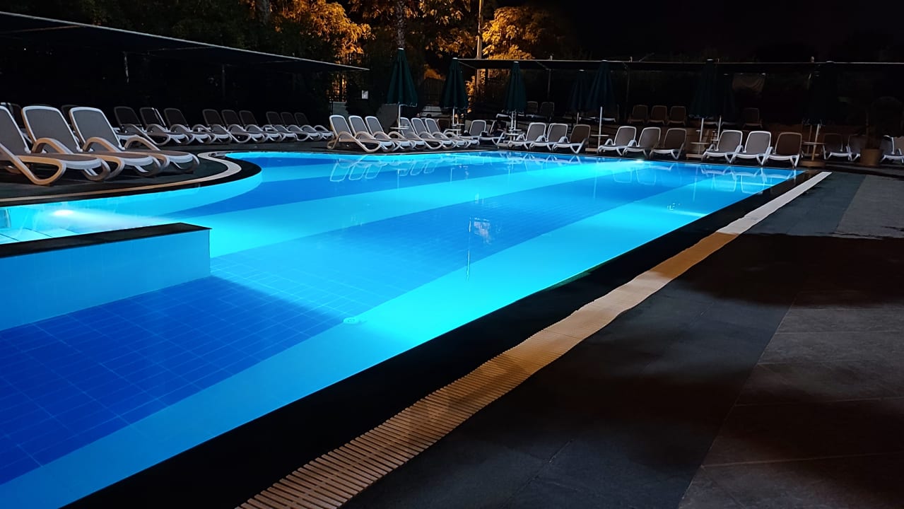 Pool Can Garden Resort