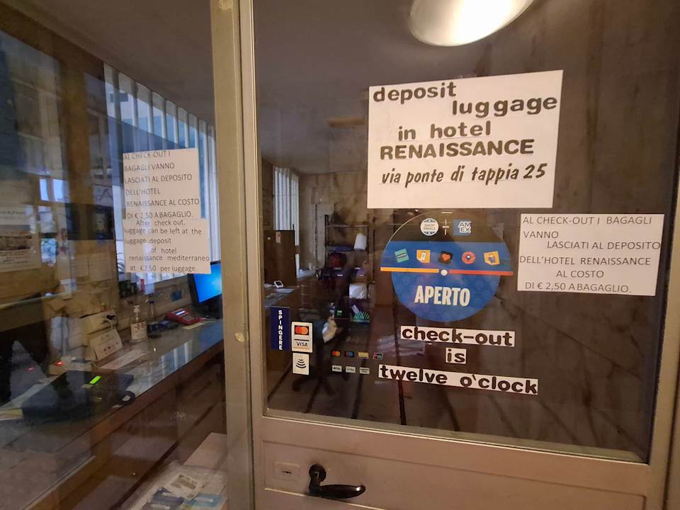 Lobby Hotel Domus Municipio