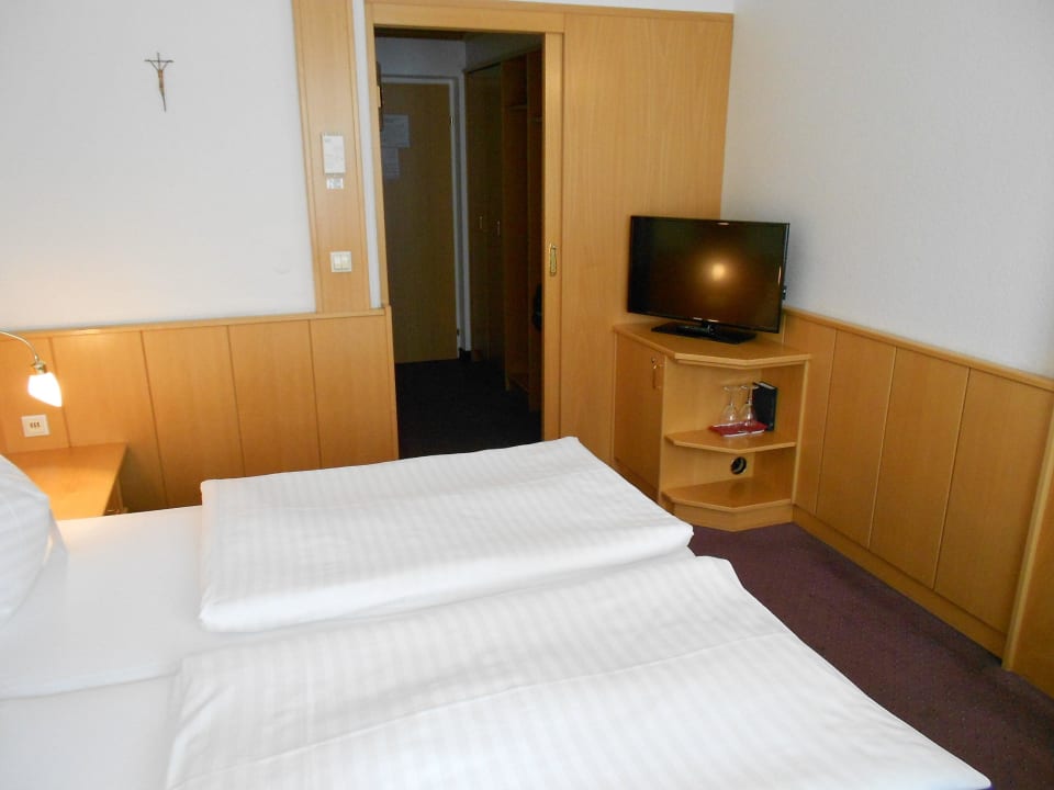 Zimmer 2.Stock  Stadtoase Kolping Hotel