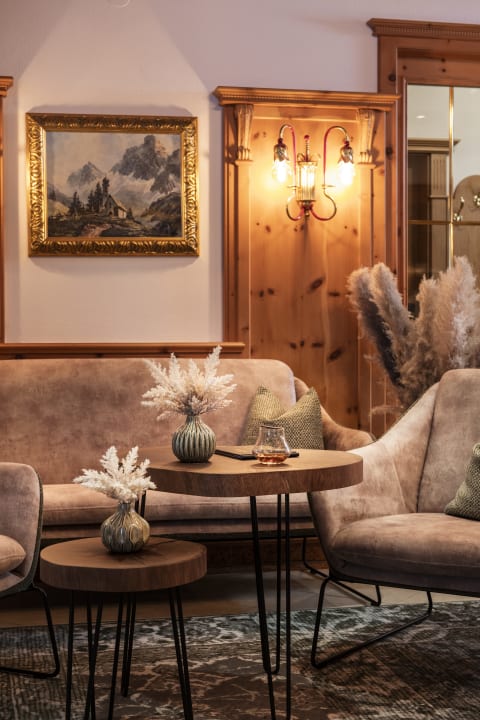 Lobby Hotel Alpenjuwel Jäger