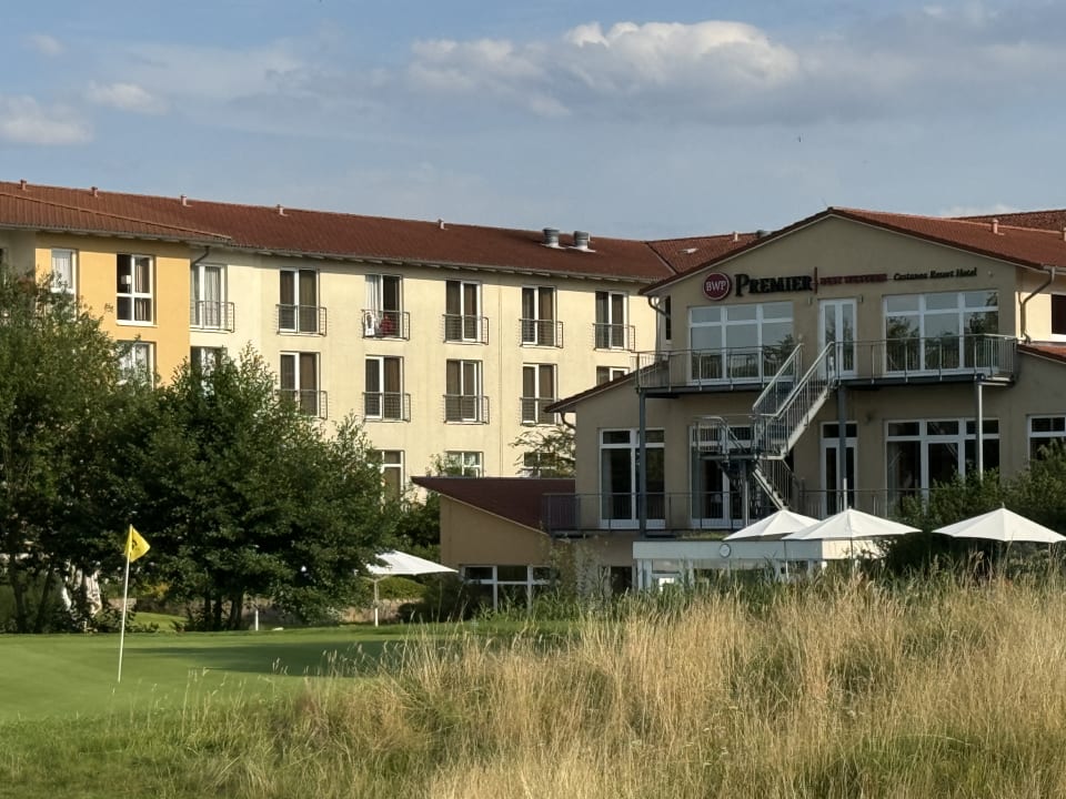 Außenansicht Best Western Premier Castanea Resort Hotel