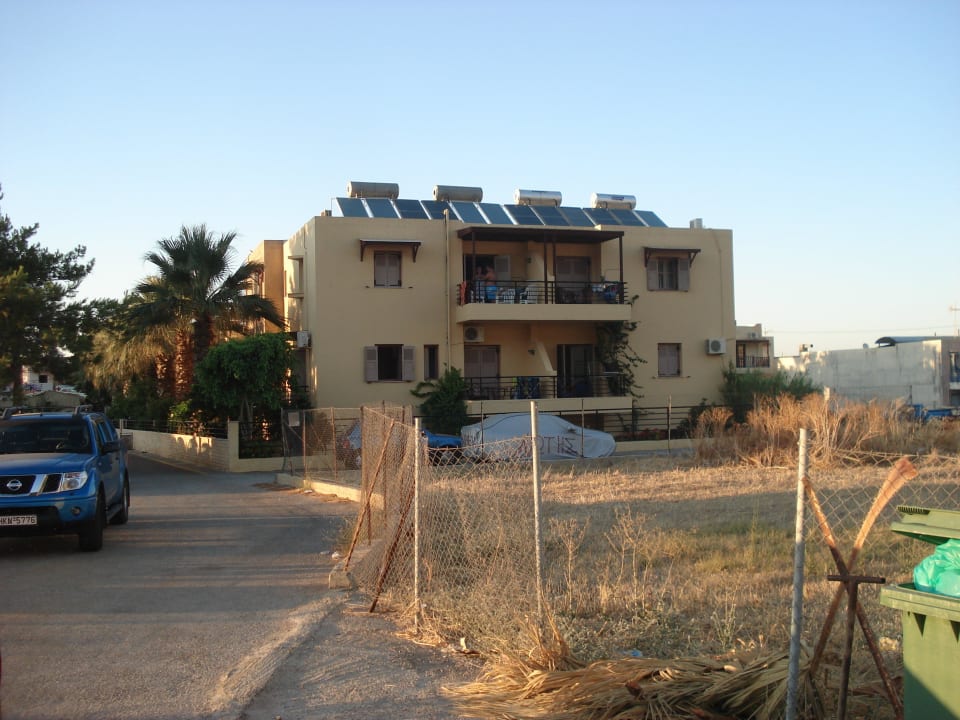 Rückwärtige ansicht des Hotels Hotel Latania Apartments