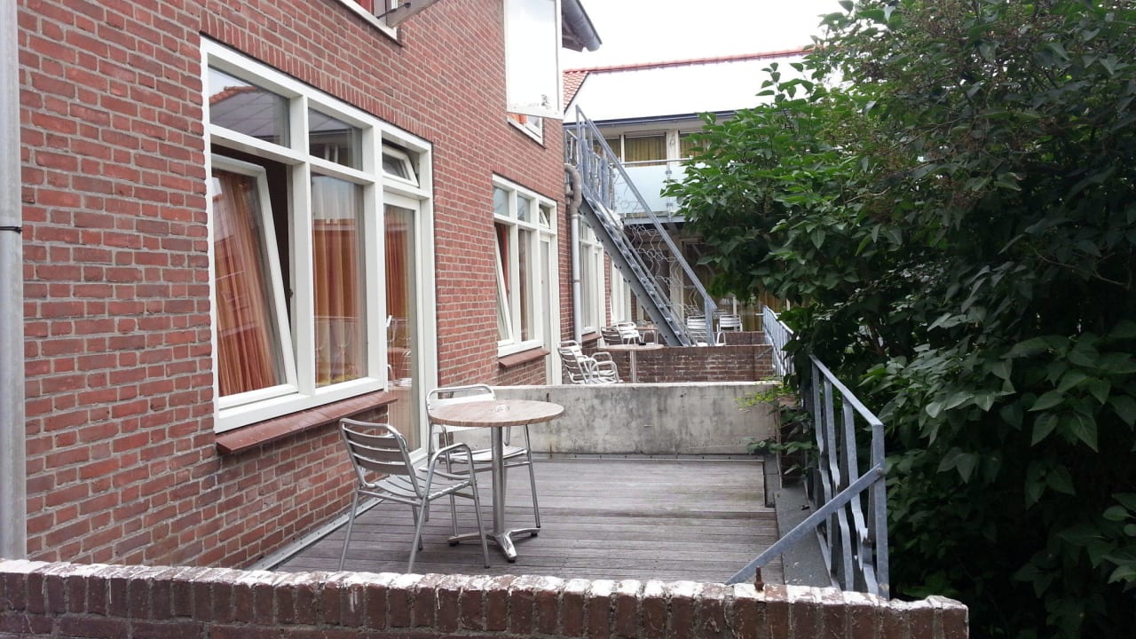 Hinten Duinhotel Zomerlust