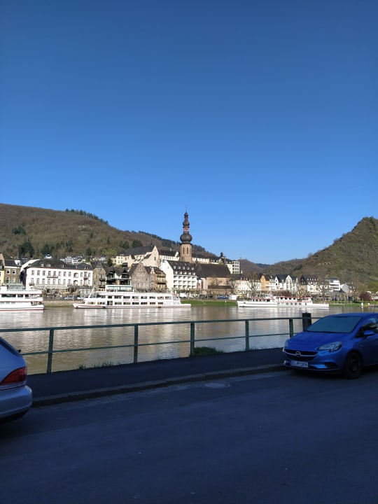 Ausblick Moselstern Hotel Brixiade & Triton