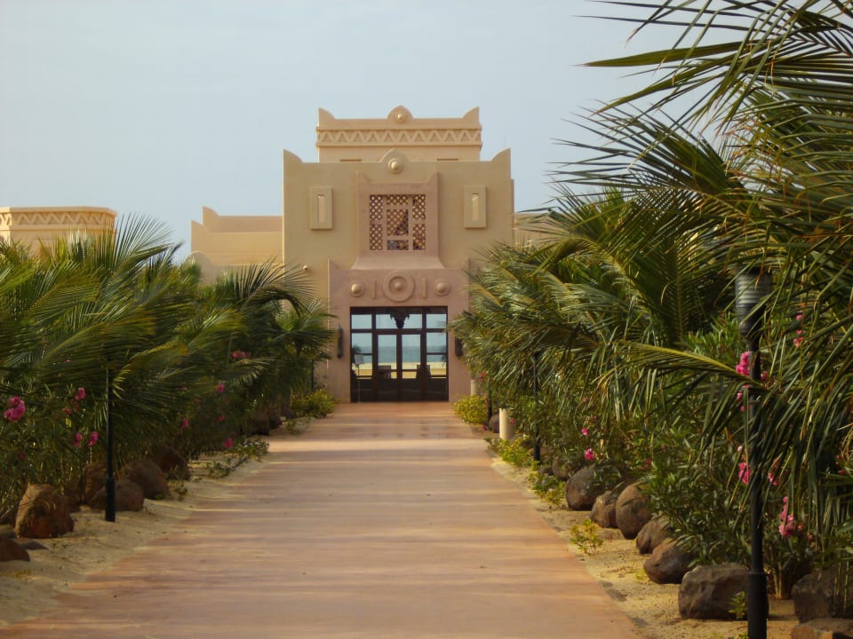 Wellness- und Fitnessgebäude mit großen Whirlpool Hotel Riu Touareg