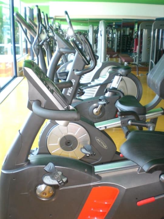 Fitnesscenter Granada Luxury Okurcalar
