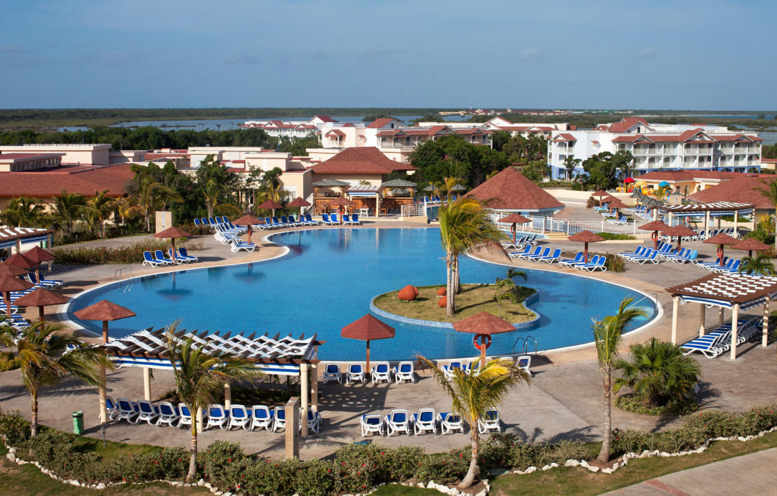 Pool Memories Flamenco Beach Resort