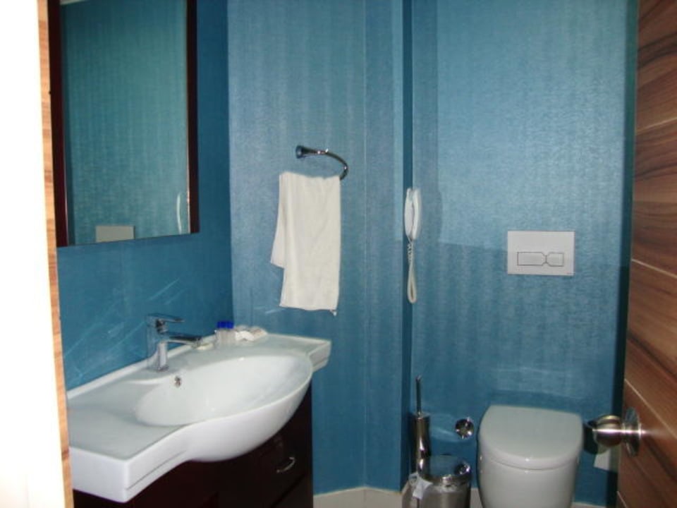 Badezimmer, mit einem sehr schönen modernem Design Hotel Grand Zaman Beach